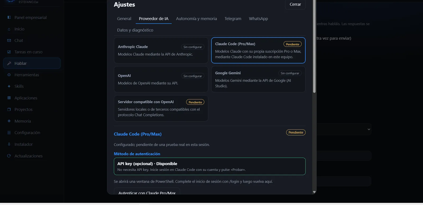 Ajustes de proveedor de IA: Anthropic Claude, OpenAI, Google Gemini, servidor compatible con OpenAI y Claude Code